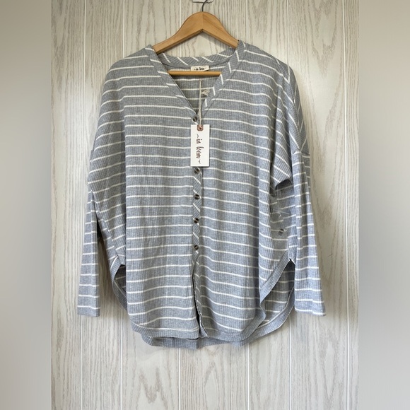 In Loom stylish thermal button down top  gray with white stripes Size M - Picture 1 of 3